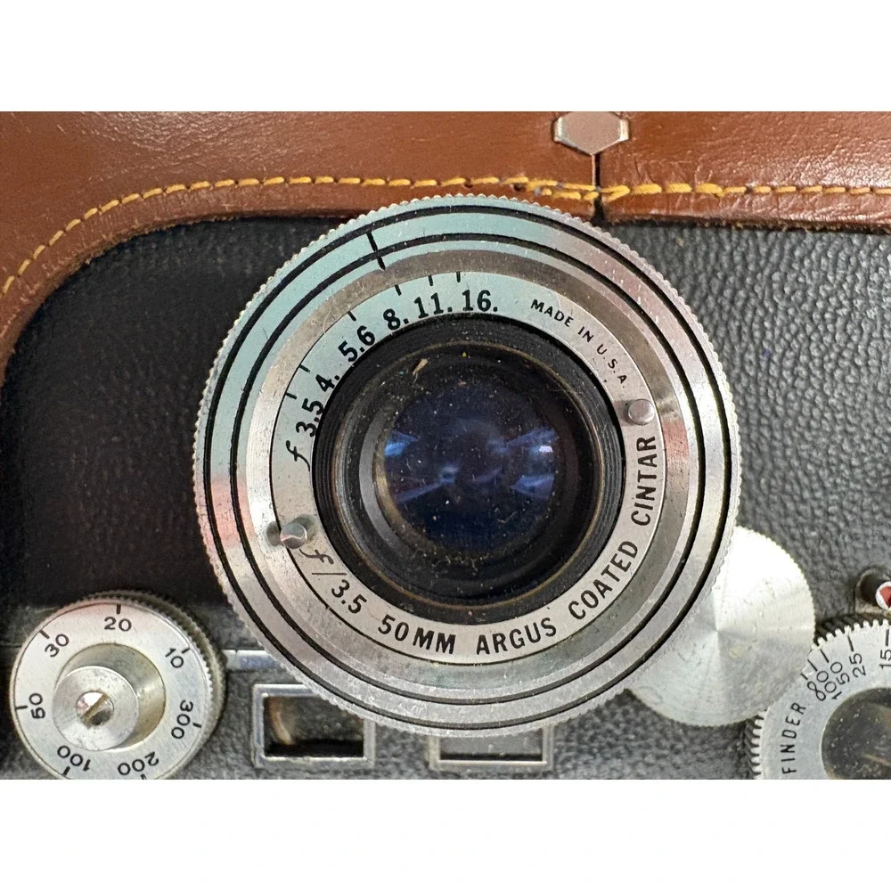 Argus C3 35mm Rangefinder Camera With 50mm Cintar Lens Leather Case Untested